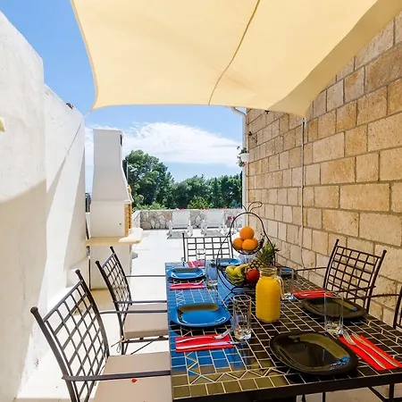 בית נופש Lungo Mare *